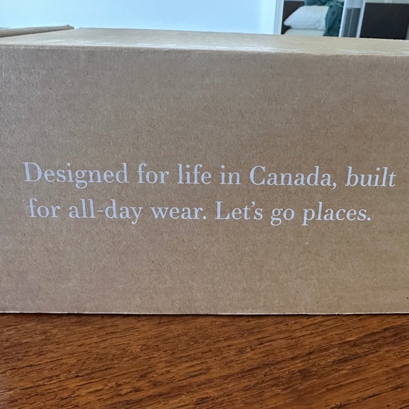 Poppy Barley Cross Town Sandal - As New - Picture 12 of 13